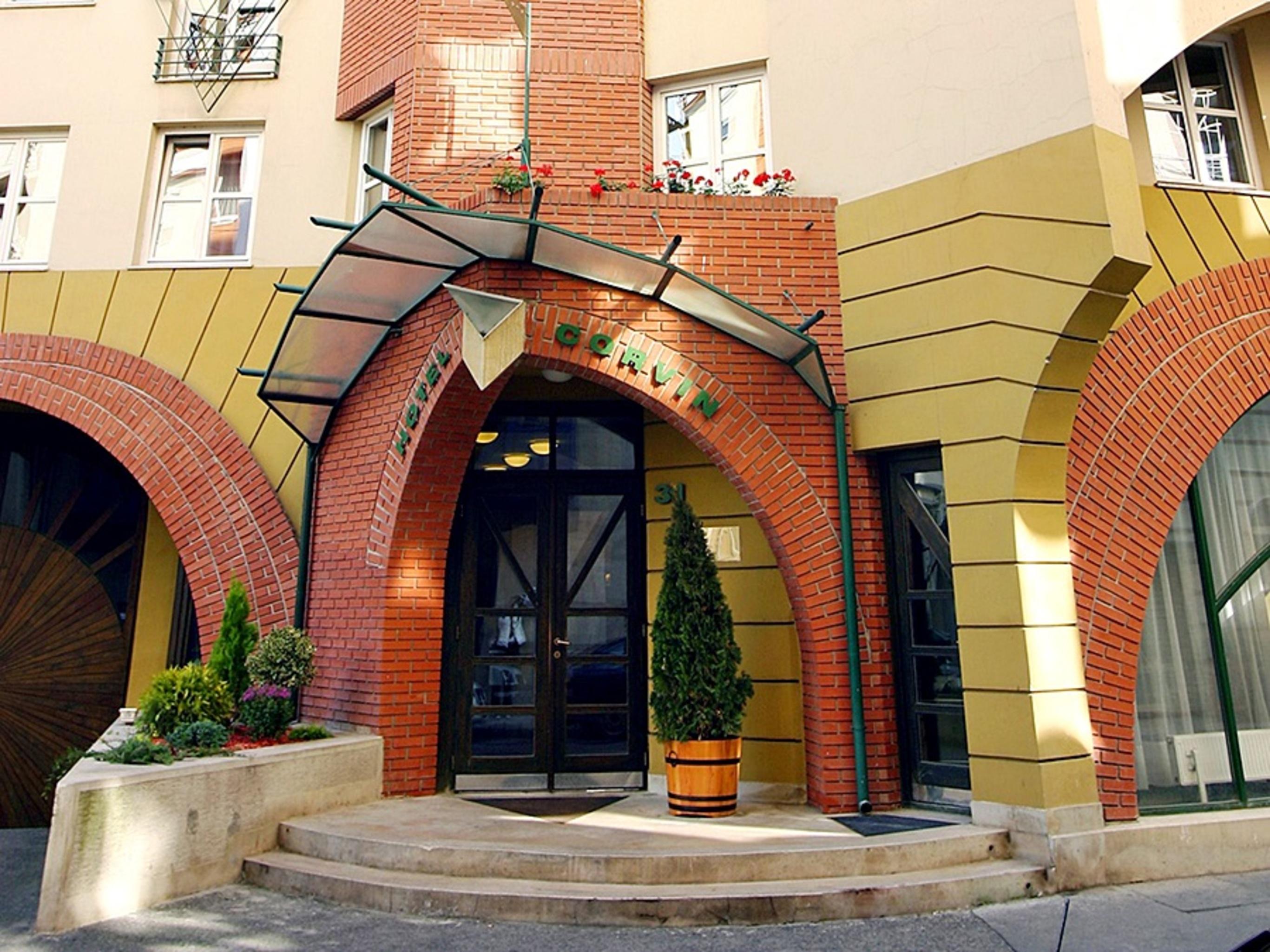 Corvin Hotel Budapest Corvin Wing Exterior foto